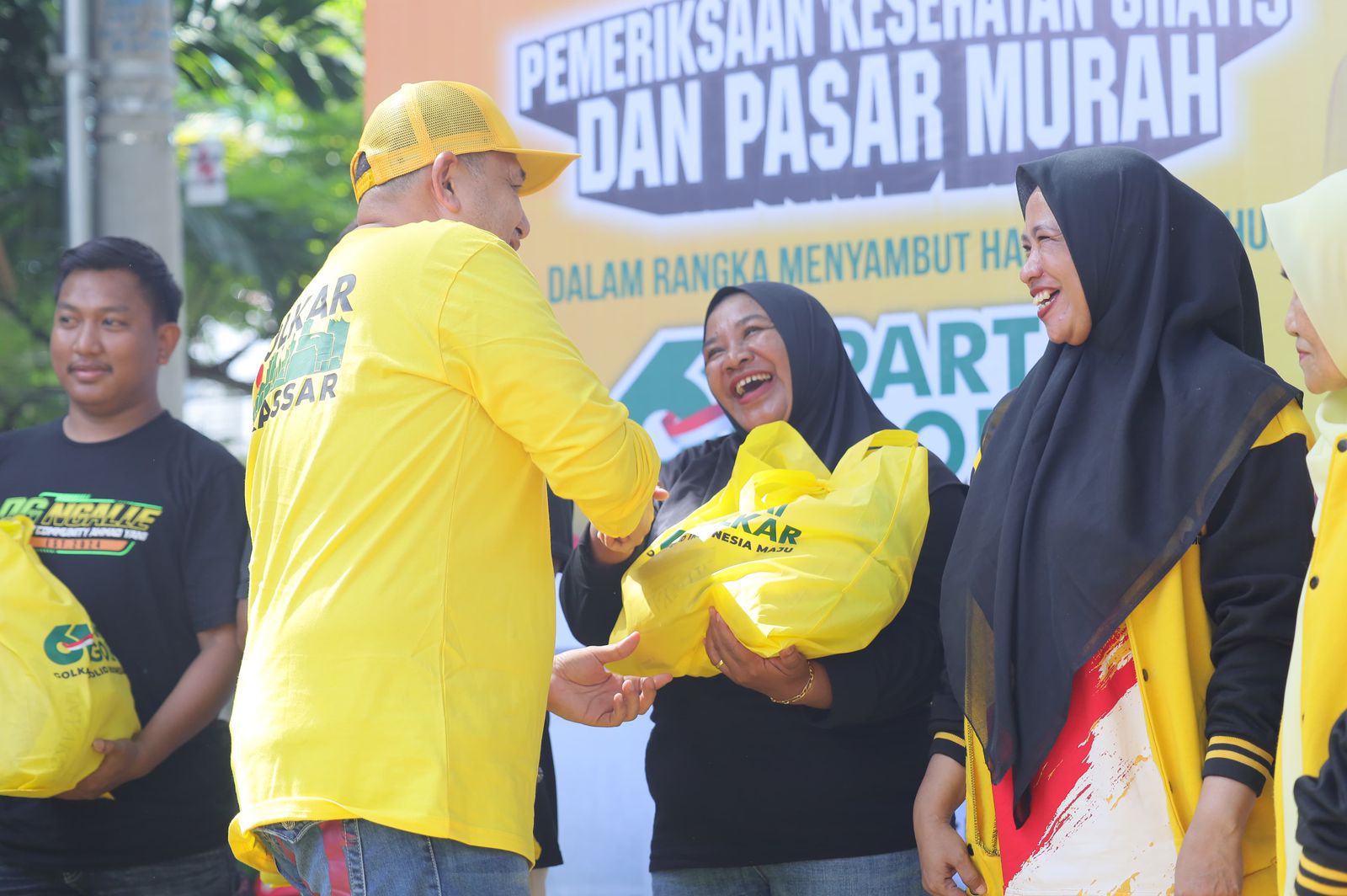 Golkar Salurkan Bantuan Sosial Rp2,67 Miliar di 24 Kabupaten/Kota Sulsel, Bukti Kepedulian untuk Rakyat