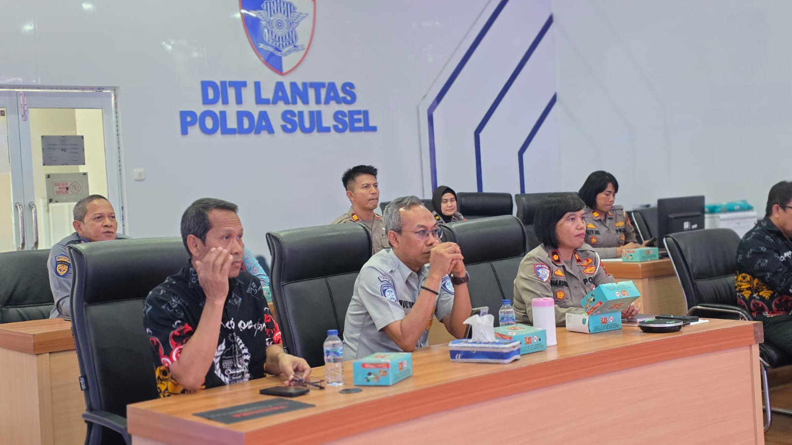 Melalui Aplikasi Zoom Meeting Kepala Kantor PT Jasa Raharja Seluruh Indonesia Ikut Rakor